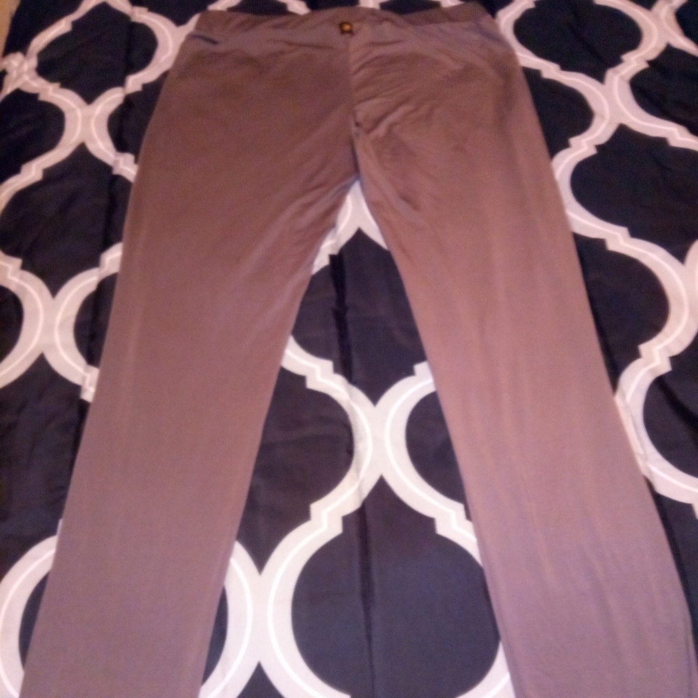 💕Silver Stretchy Leggings